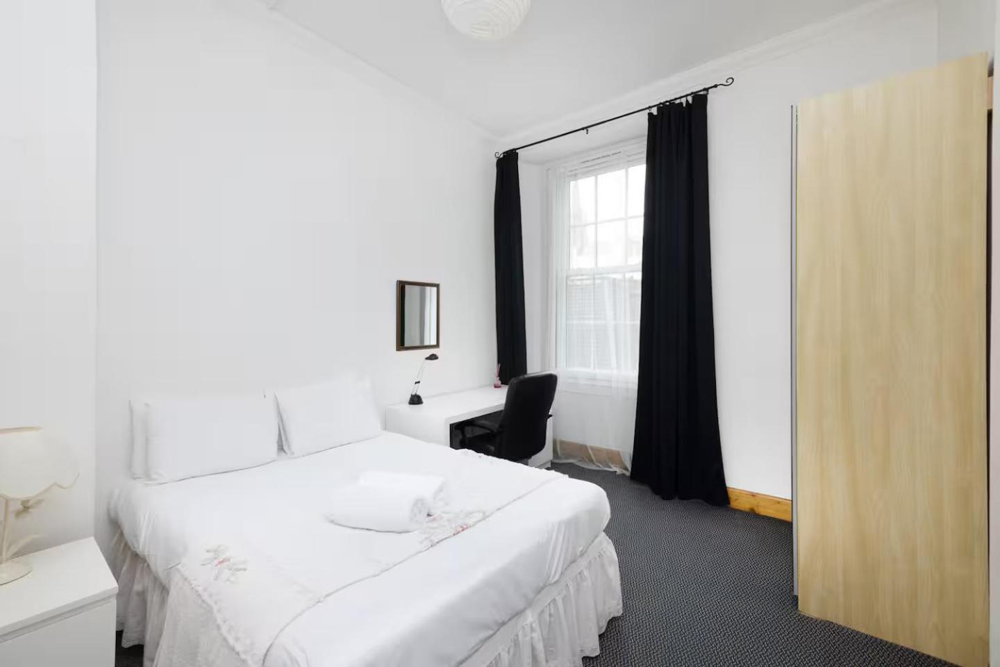 Joivy 3 Bed Flat In Old Town, Close To Grassmarket Edinburgh Luaran gambar